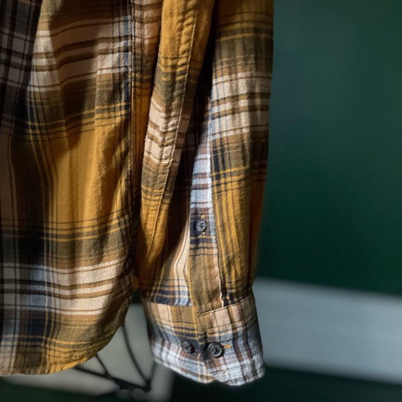 Banana Republic Men's Yellow Plaid Flannel - Picture 5 of 5